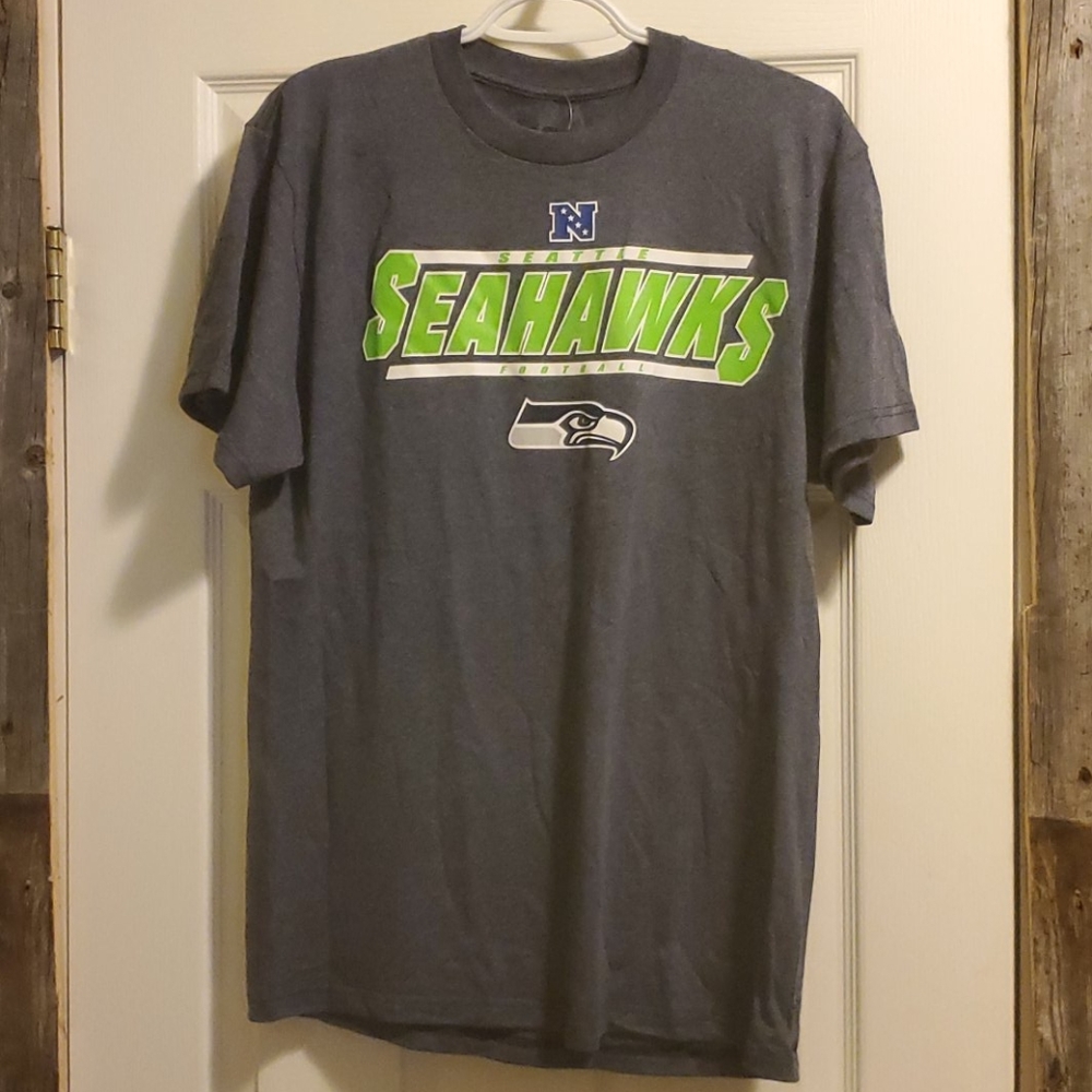 Seattle seahawks team apparel size medium